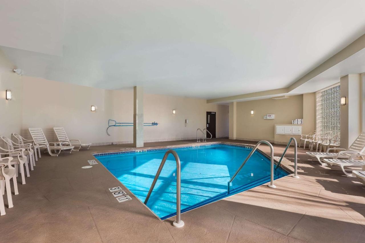Mainstay Suites Fitchburg - Madison Exteriér fotografie